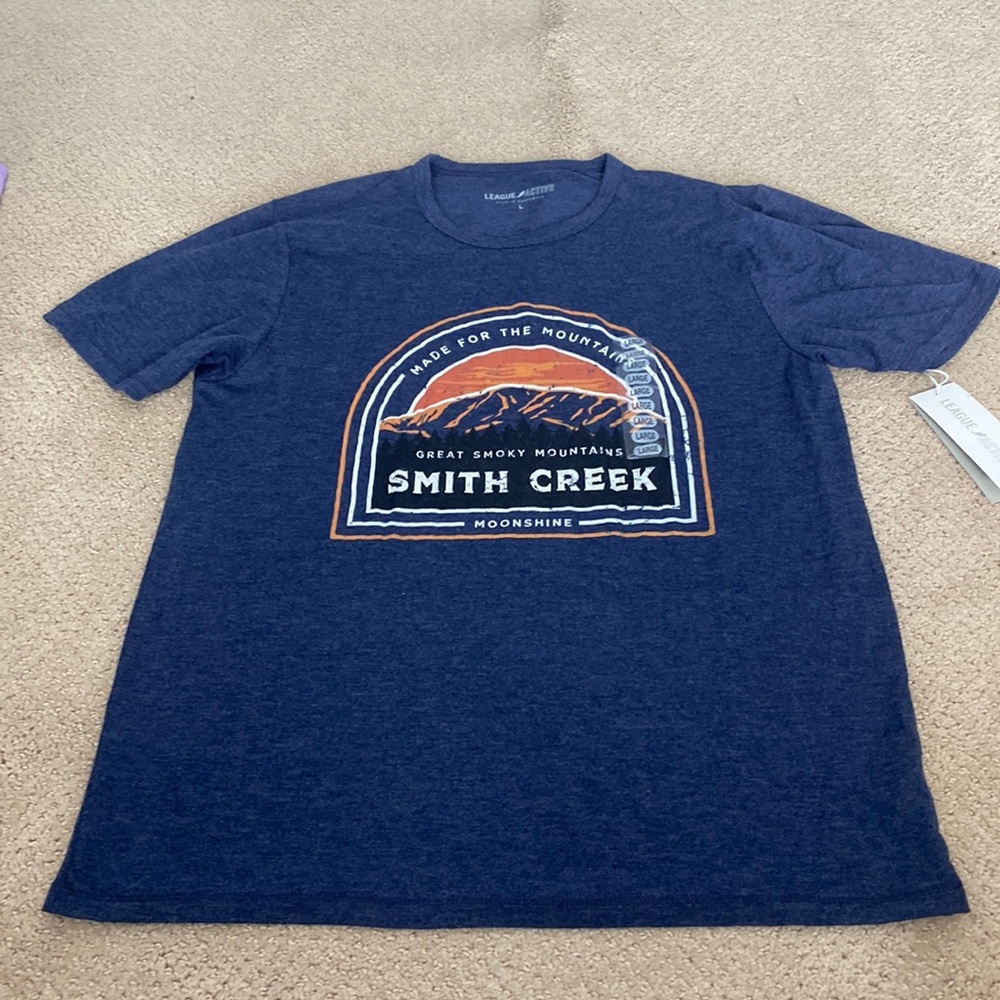 Great Smoky Mountains T-Shirt - large